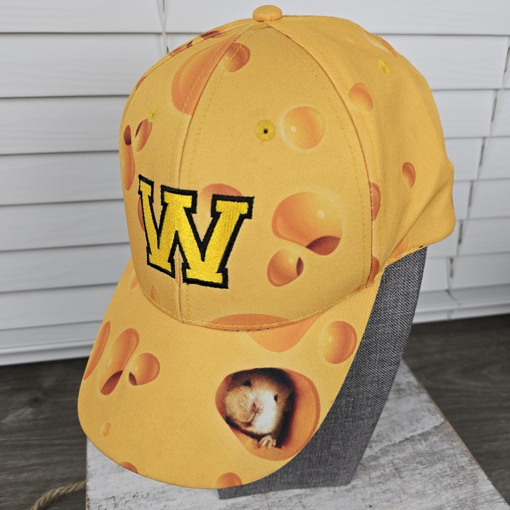 Cheese Hat with a Cute Mouse